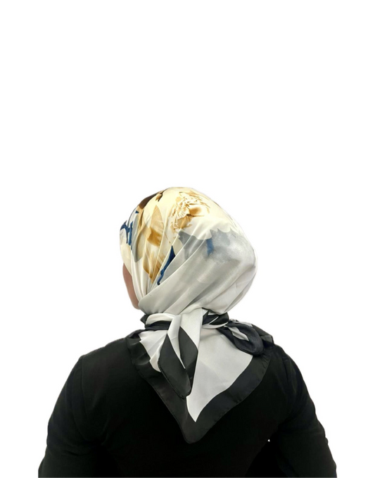 Raneem Foulard